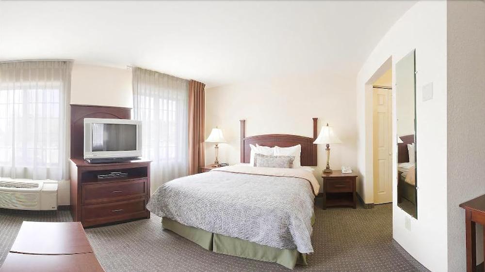 Comfort Inn & Suites Savannah Bagian luar foto