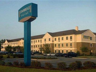 Comfort Inn & Suites Savannah Bagian luar foto