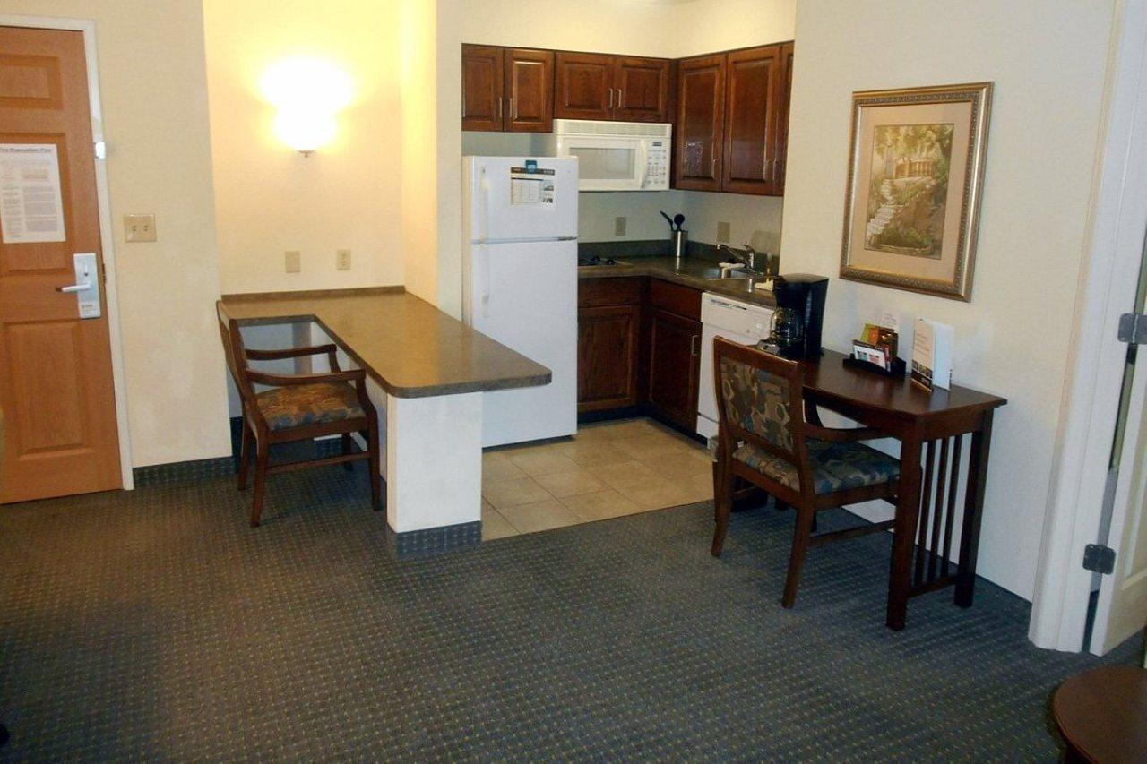 Comfort Inn & Suites Savannah Bagian luar foto