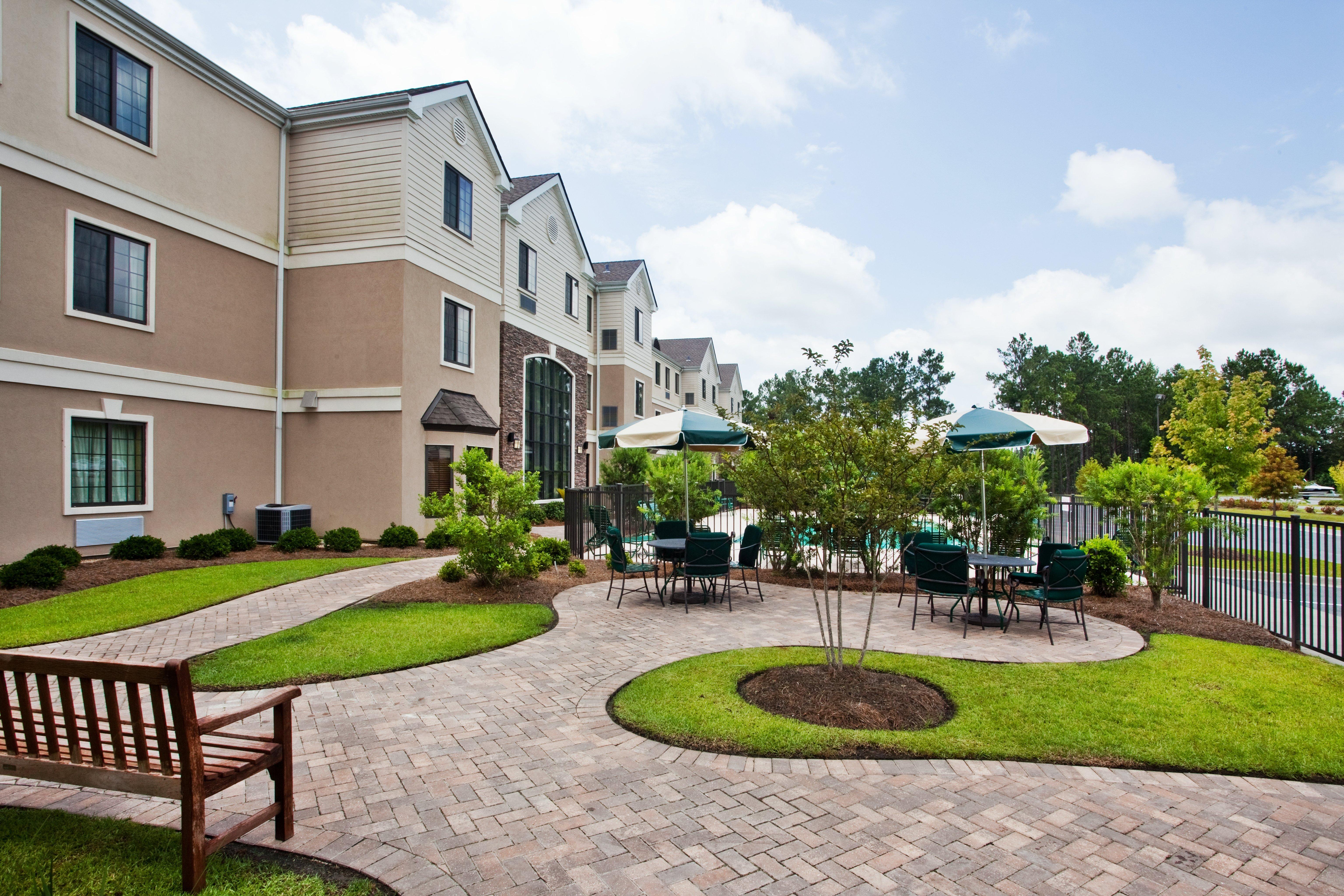 Comfort Inn & Suites Savannah Bagian luar foto
